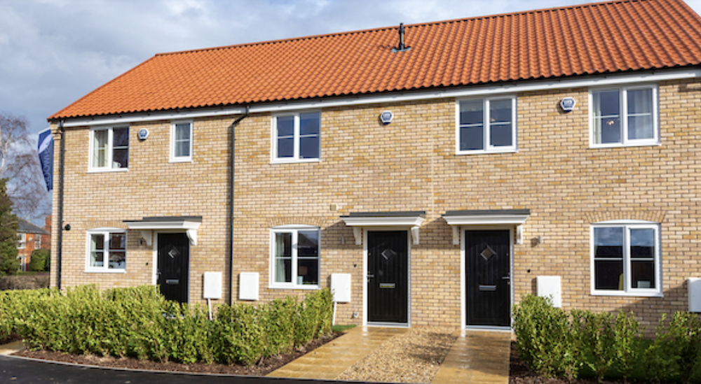 Why is Kirton the perfect place to buy a new home in the countryside?